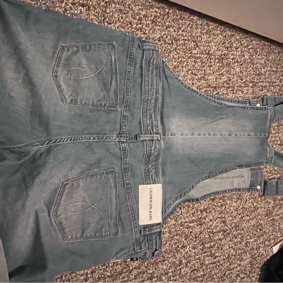 New girls Calvin Klein overalls - Picture 5 of 8